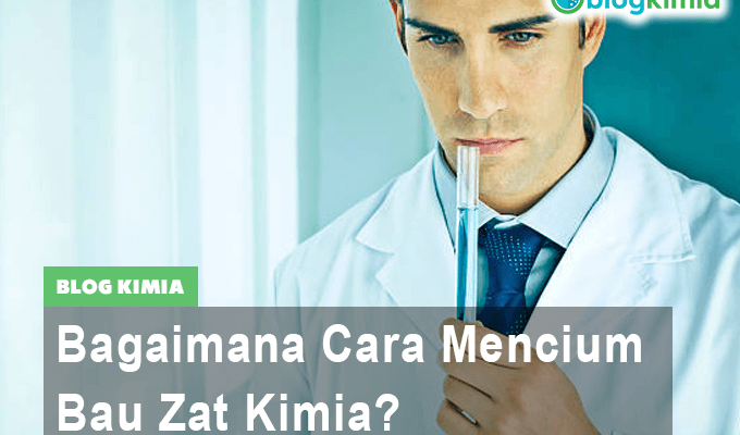 Foto Cara Mencium Bau